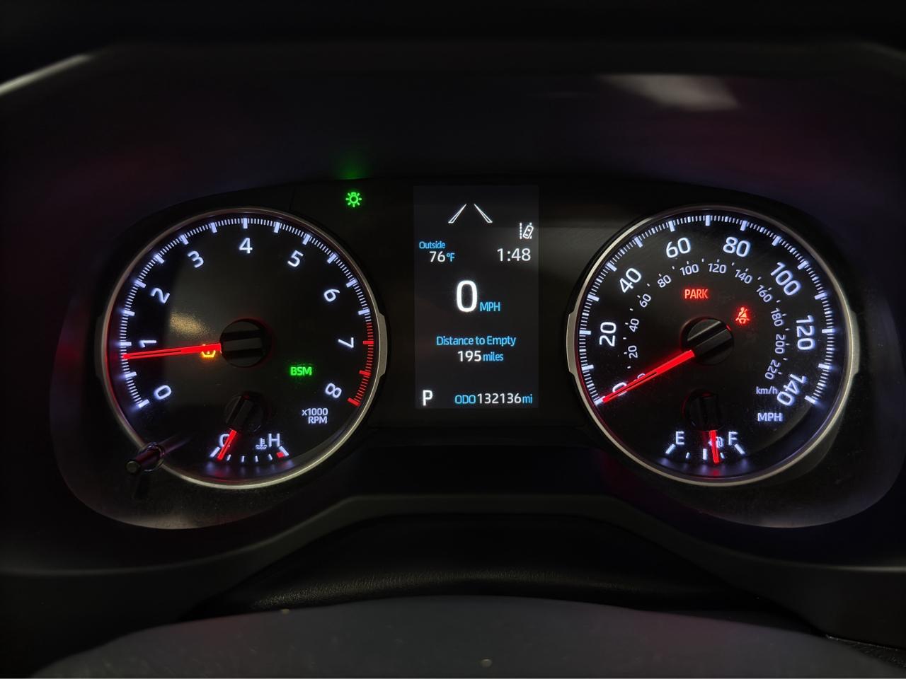 Toyota RAV4 XLE FWD (Natl) 2019