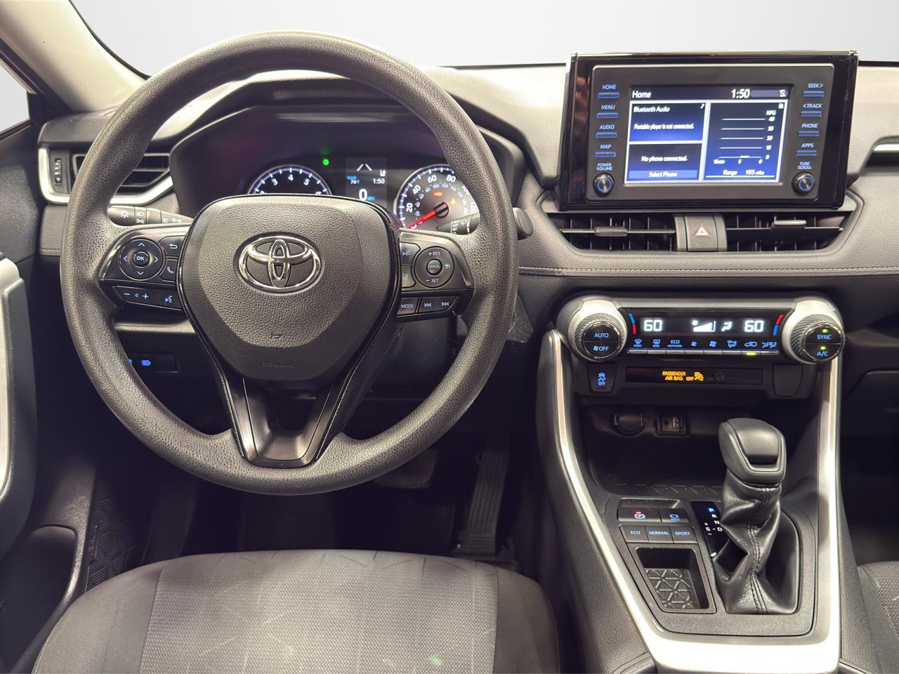 Toyota RAV4 XLE FWD (Natl) 2019