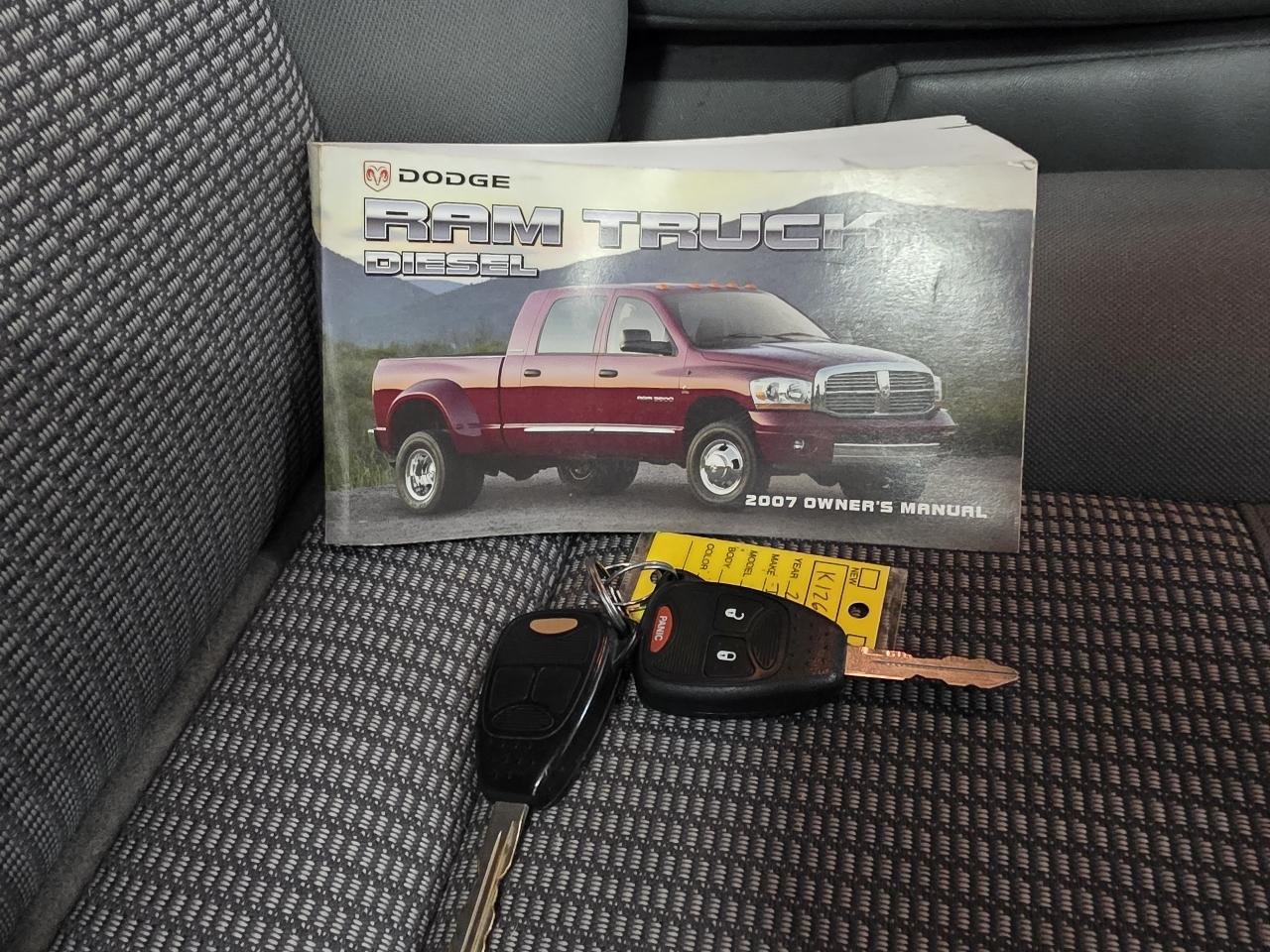 Dodge Ram 2500 4WD Quad Cab 140.5" SLT 2007