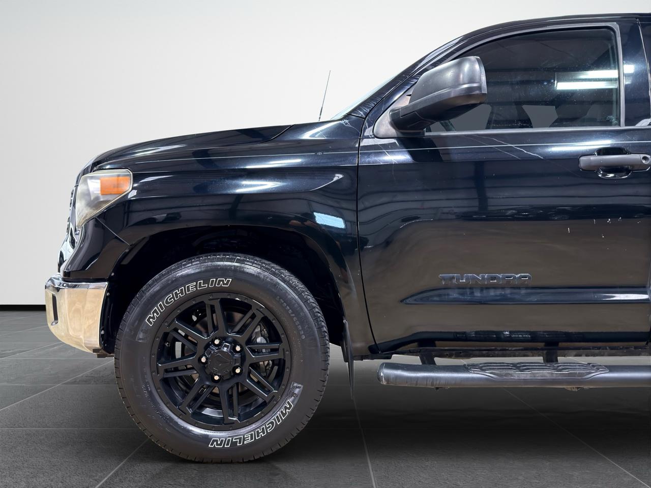 Toyota Tundra 2WD SR5 Double Cab 6.5' Bed 4.6L (Natl) 2019