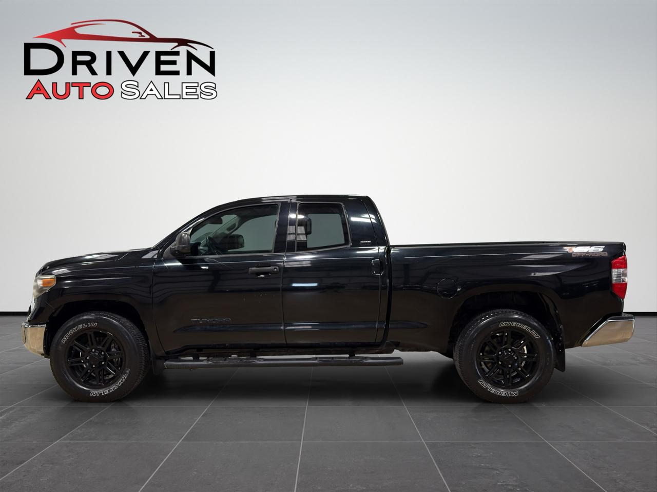 2019 Toyota Tundra SR5