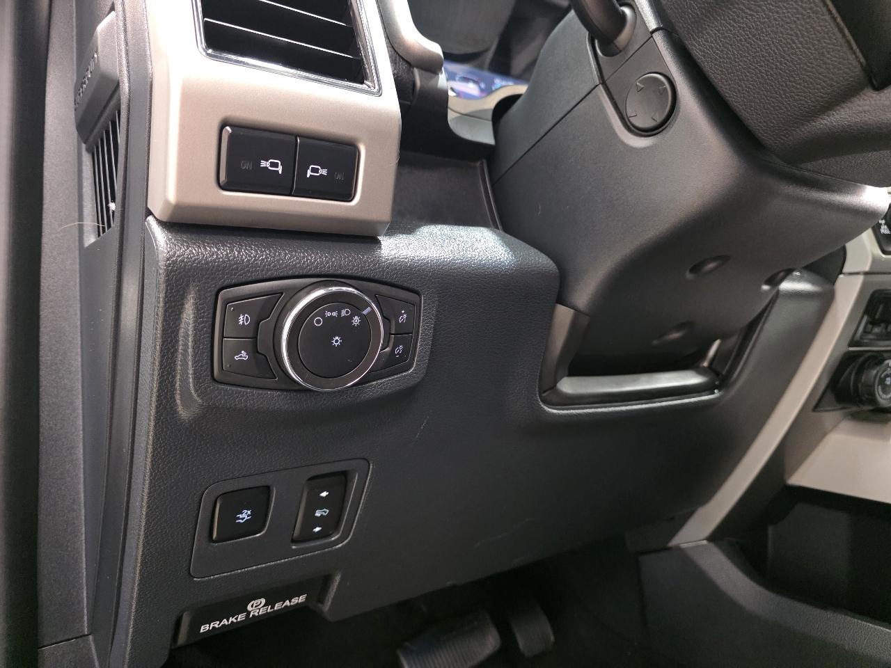 Ford Super Duty F-250 SRW Lariat 4WD Crew Cab 6.75' Box 2022