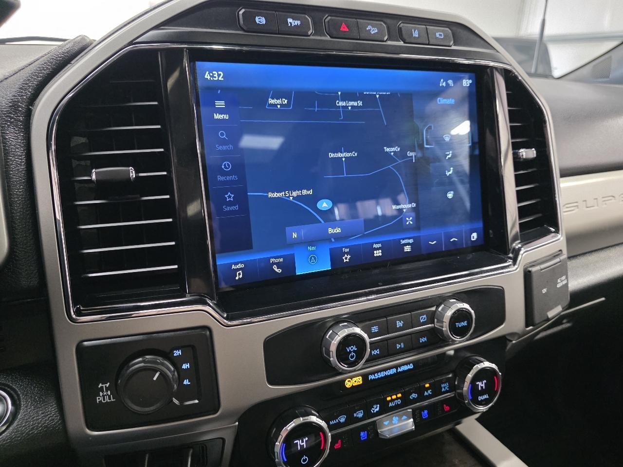 Ford Super Duty F-250 SRW Lariat 4WD Crew Cab 6.75' Box 2022