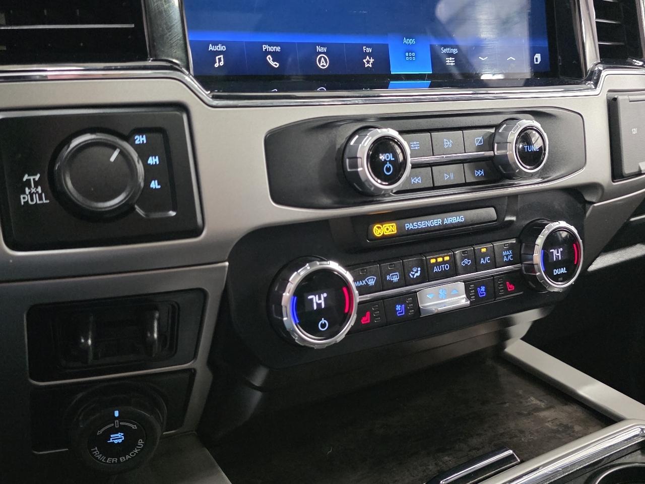 Ford Super Duty F-250 SRW Lariat 4WD Crew Cab 6.75' Box 2022