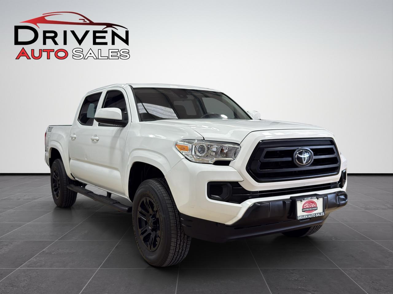 Toyota Tacoma 4WD SR Double Cab 5' Bed V6 AT (Natl) 2022