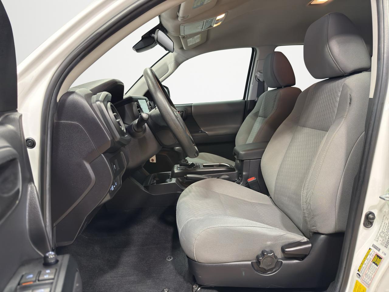 Toyota Tacoma 4WD SR Double Cab 5' Bed V6 AT (Natl) 2022