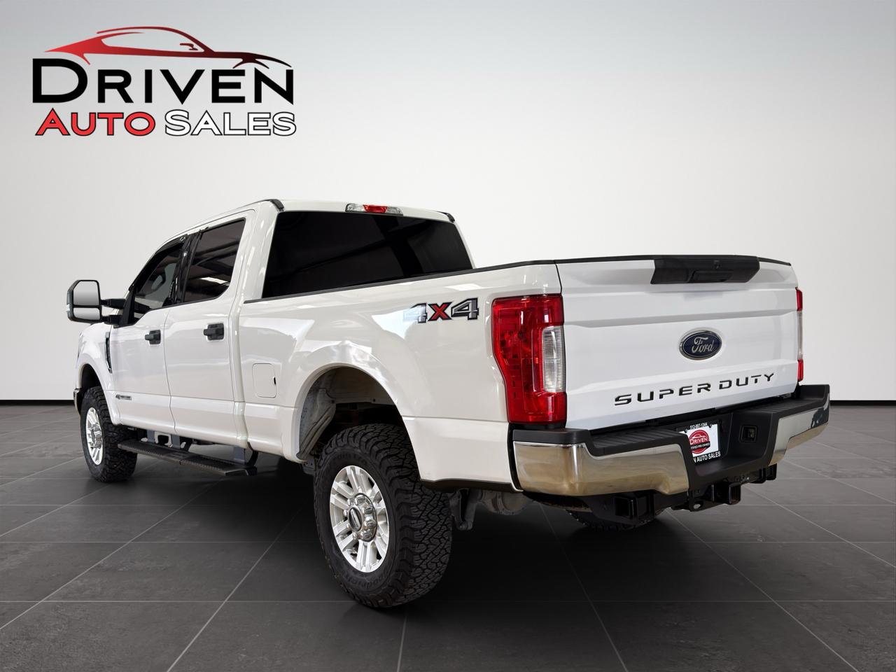 Ford Super Duty F-250 SRW XLT 4WD Crew Cab 6.75' Box 2019