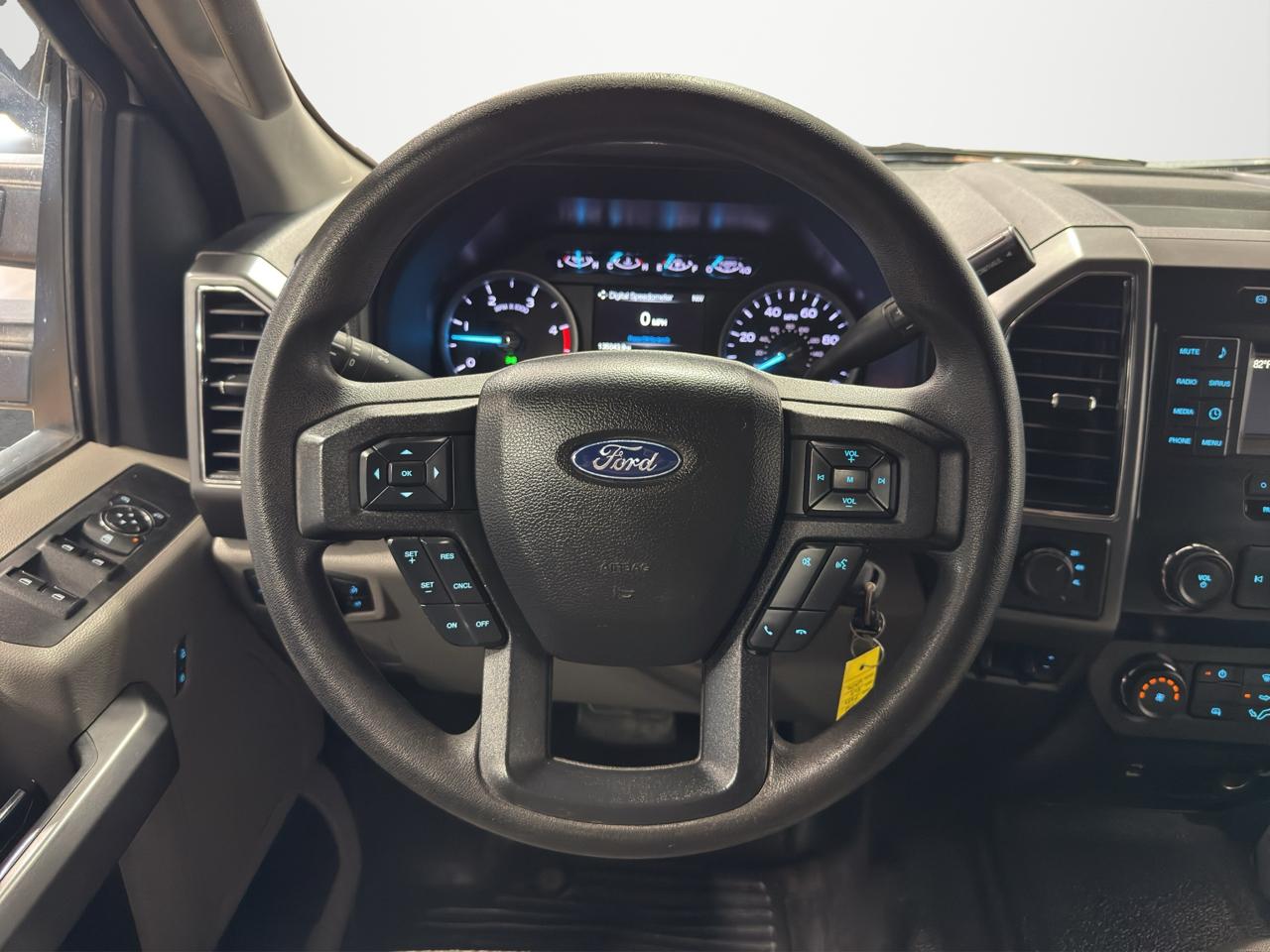 Ford Super Duty F-250 SRW XLT 4WD Crew Cab 6.75' Box 2019