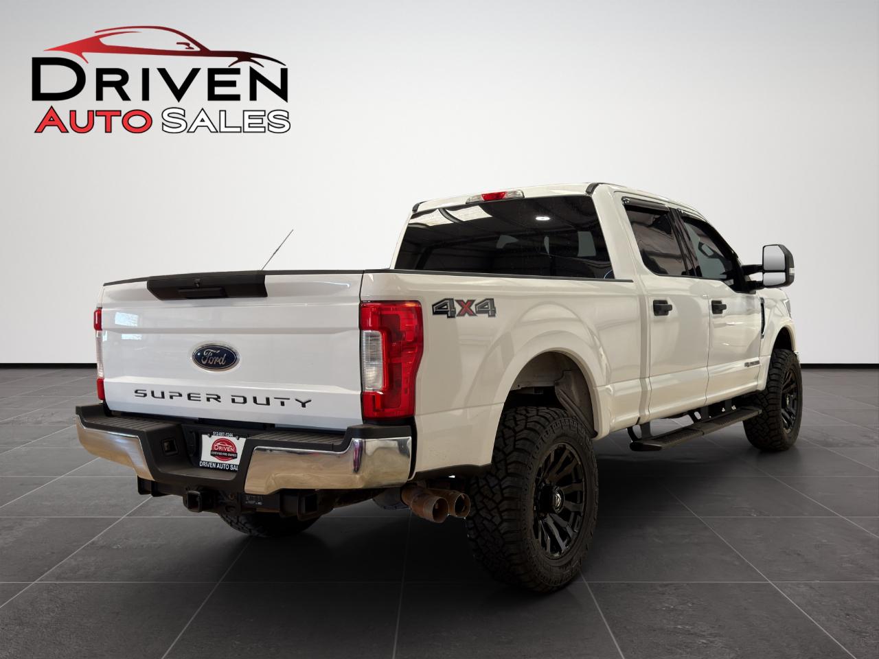 Ford Super Duty F-250 SRW XLT 4WD Crew Cab 6.75' Box 2019