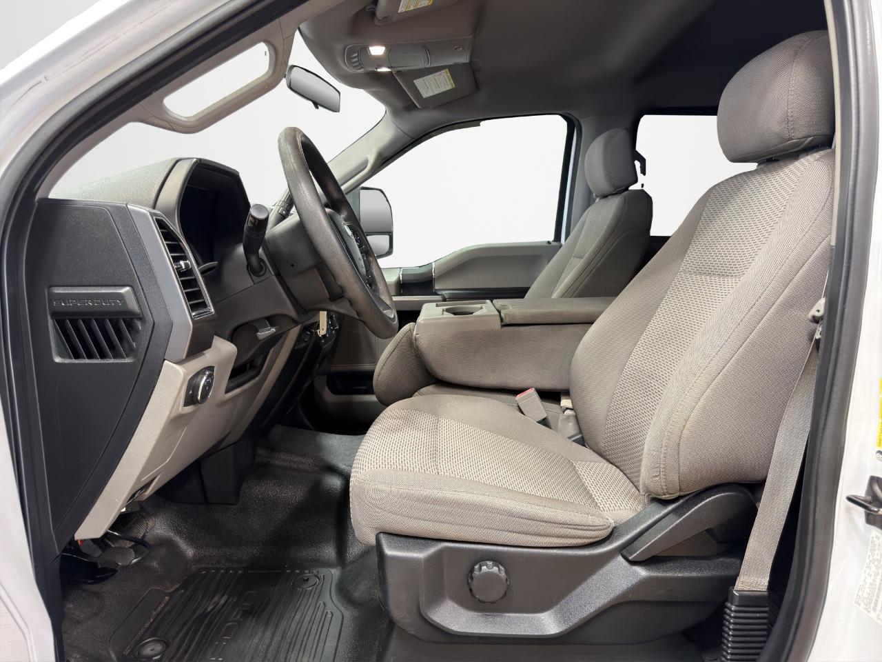 Ford Super Duty F-250 SRW XLT 4WD Crew Cab 6.75' Box 2019