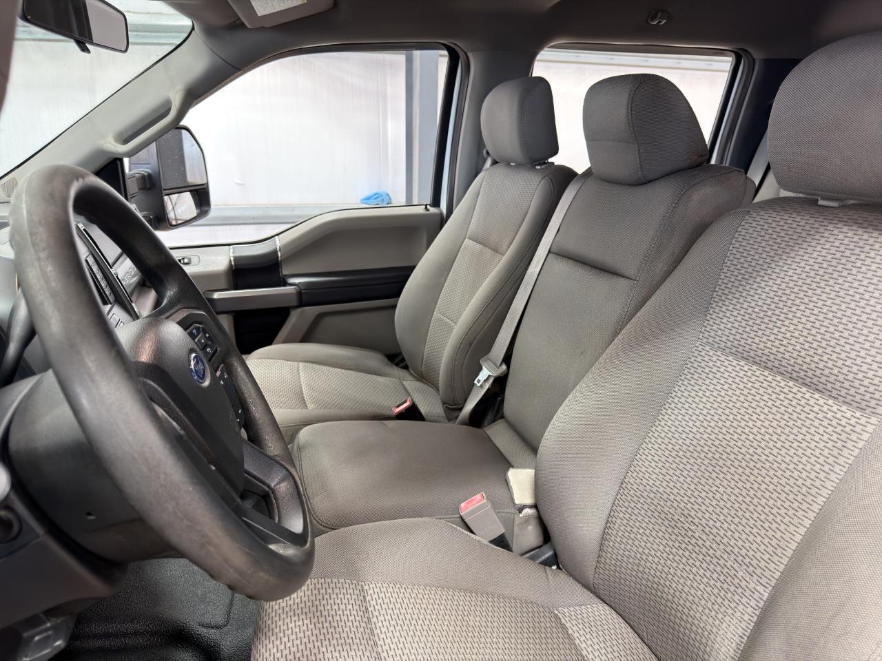 Ford Super Duty F-250 SRW XLT 4WD Crew Cab 6.75' Box 2019