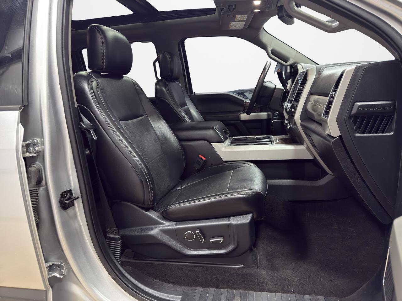 Ford Super Duty F-250 SRW Lariat 4WD SuperCab 6.75' Box 2019