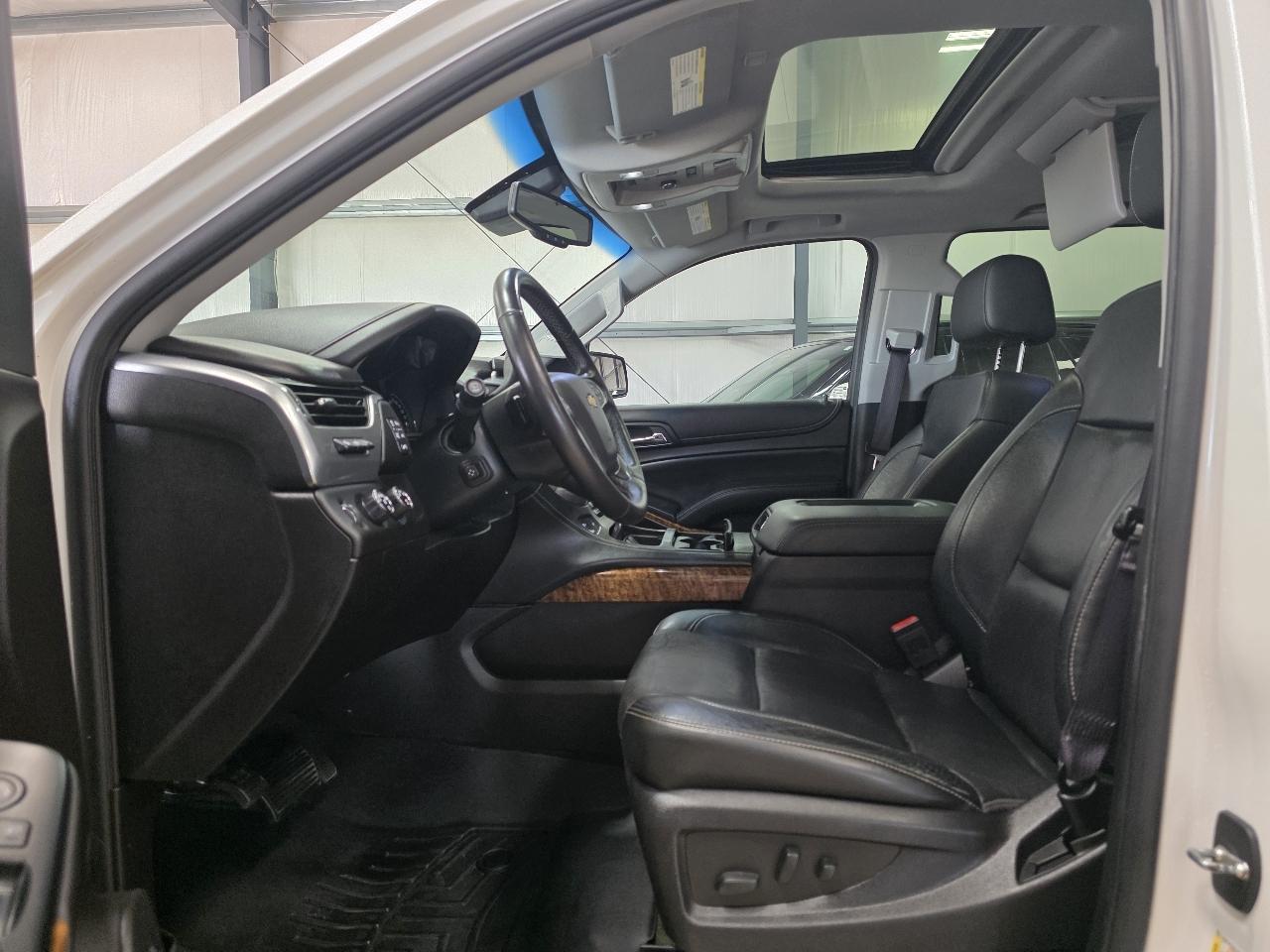 Chevrolet Suburban 4WD 4dr 1500 LTZ 2016