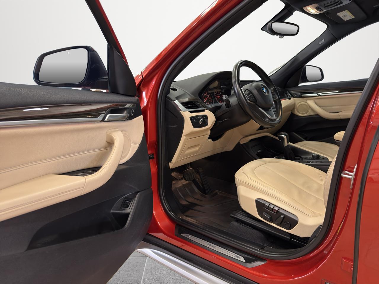 BMW X1 sDrive28i Sports Activity Vehicle 2018