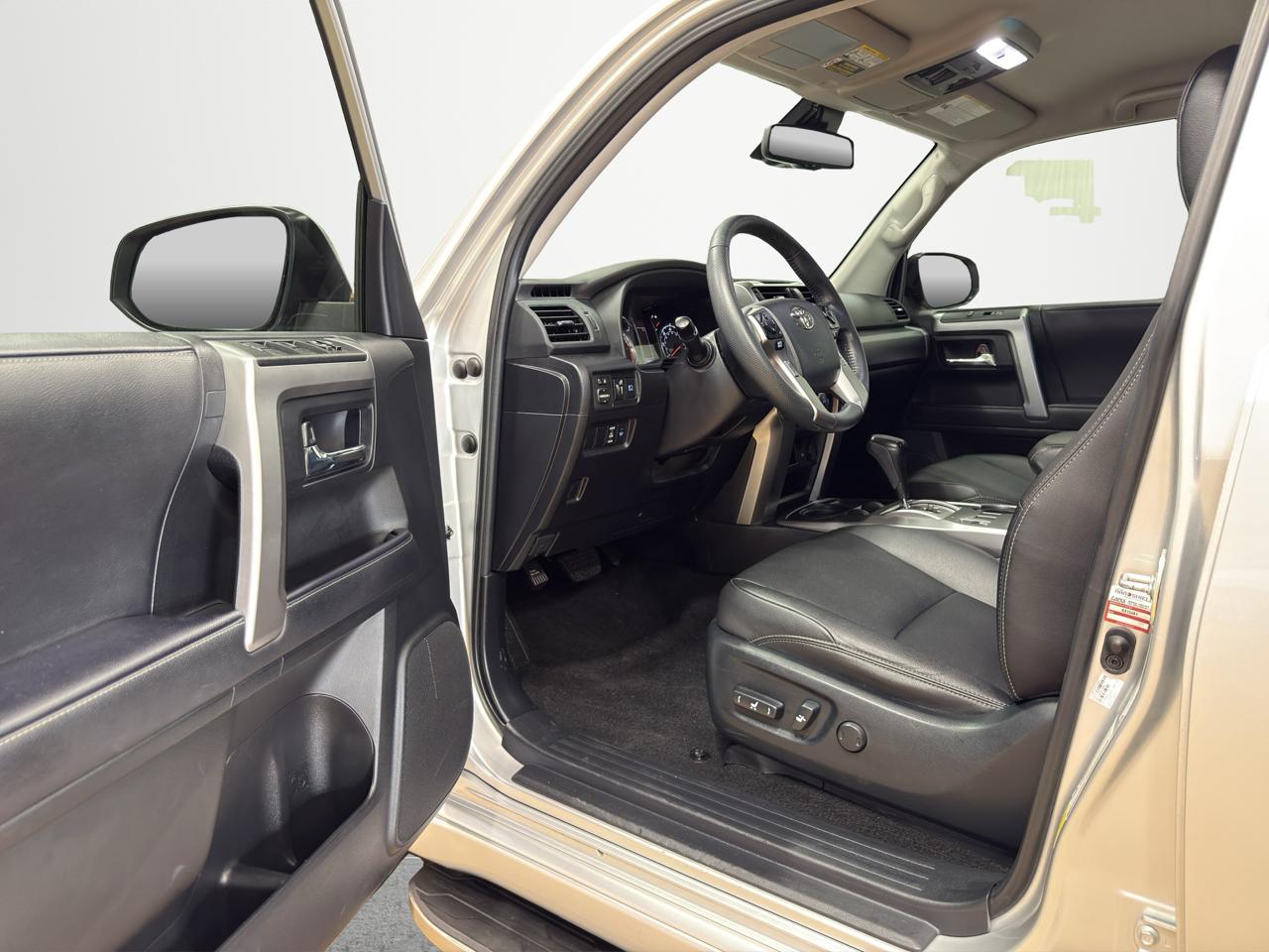 Toyota 4Runner TRD Sport 2WD (Natl) 2023