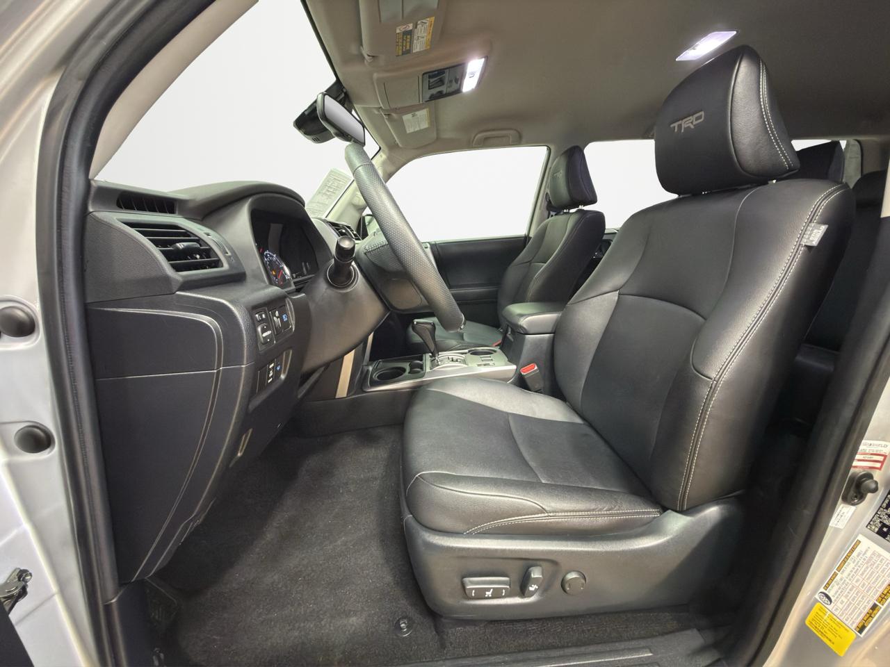 Toyota 4Runner TRD Sport 2WD (Natl) 2023