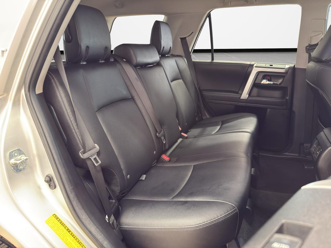 Toyota 4Runner TRD Sport 2WD (Natl) 2023