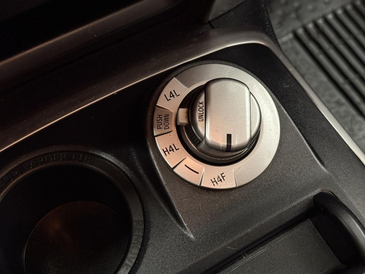 Toyota 4Runner Limited 4WD V6 2020