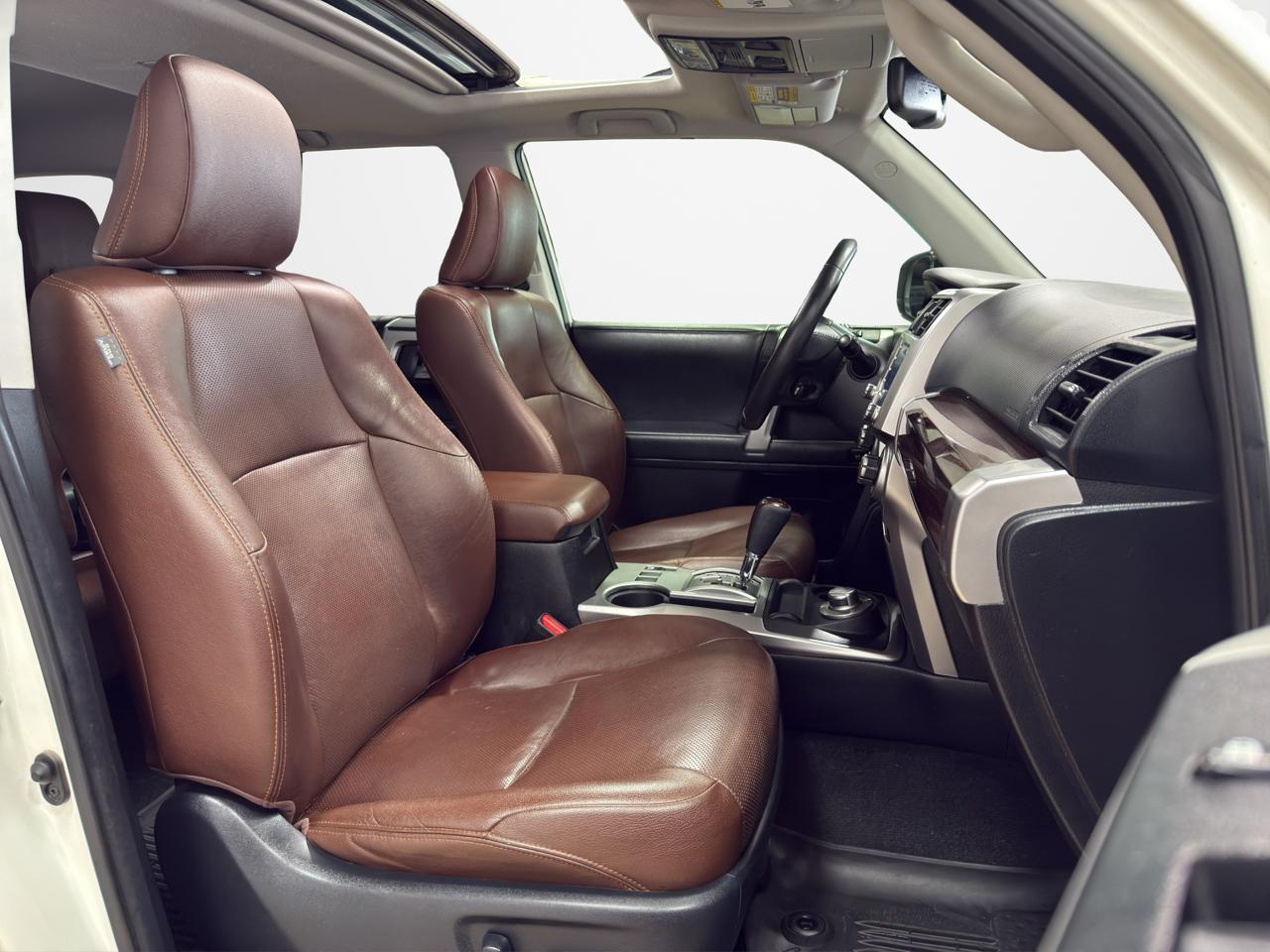 Toyota 4Runner Limited 4WD V6 2020