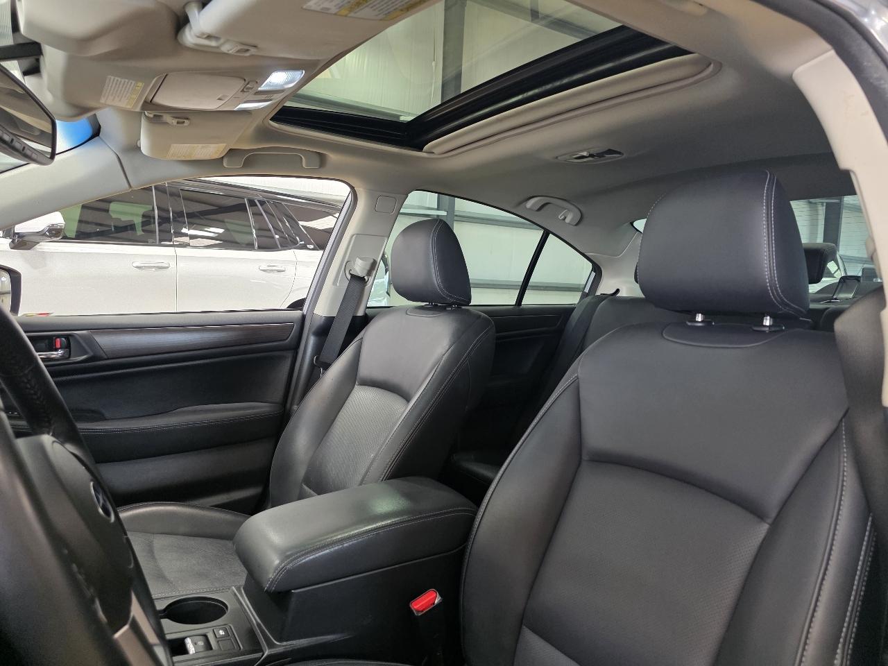 Subaru Legacy 4dr Sdn 2.5i Limited 2015