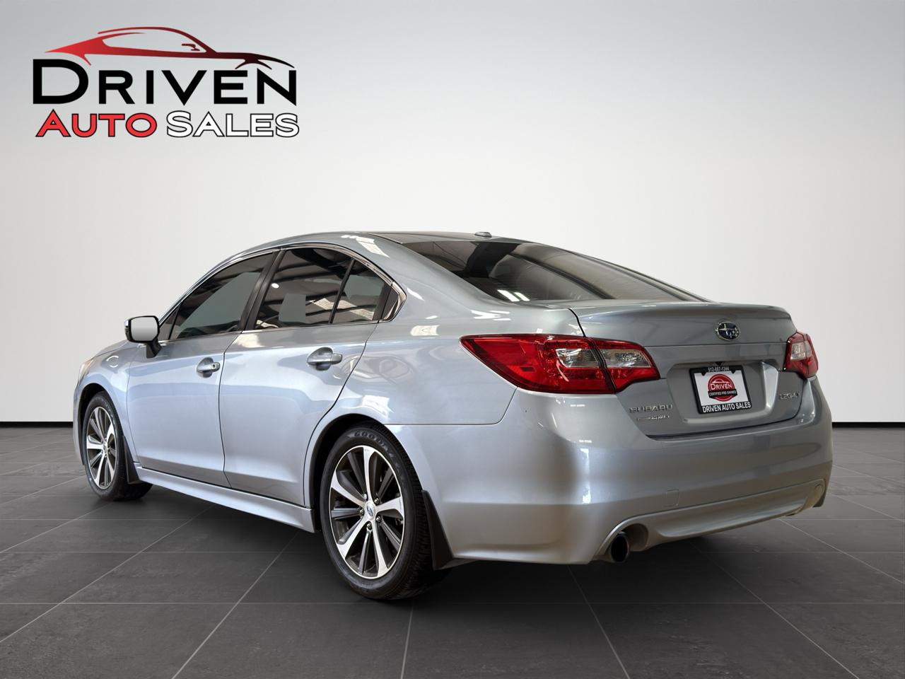 Subaru Legacy 4dr Sdn 2.5i Limited 2015