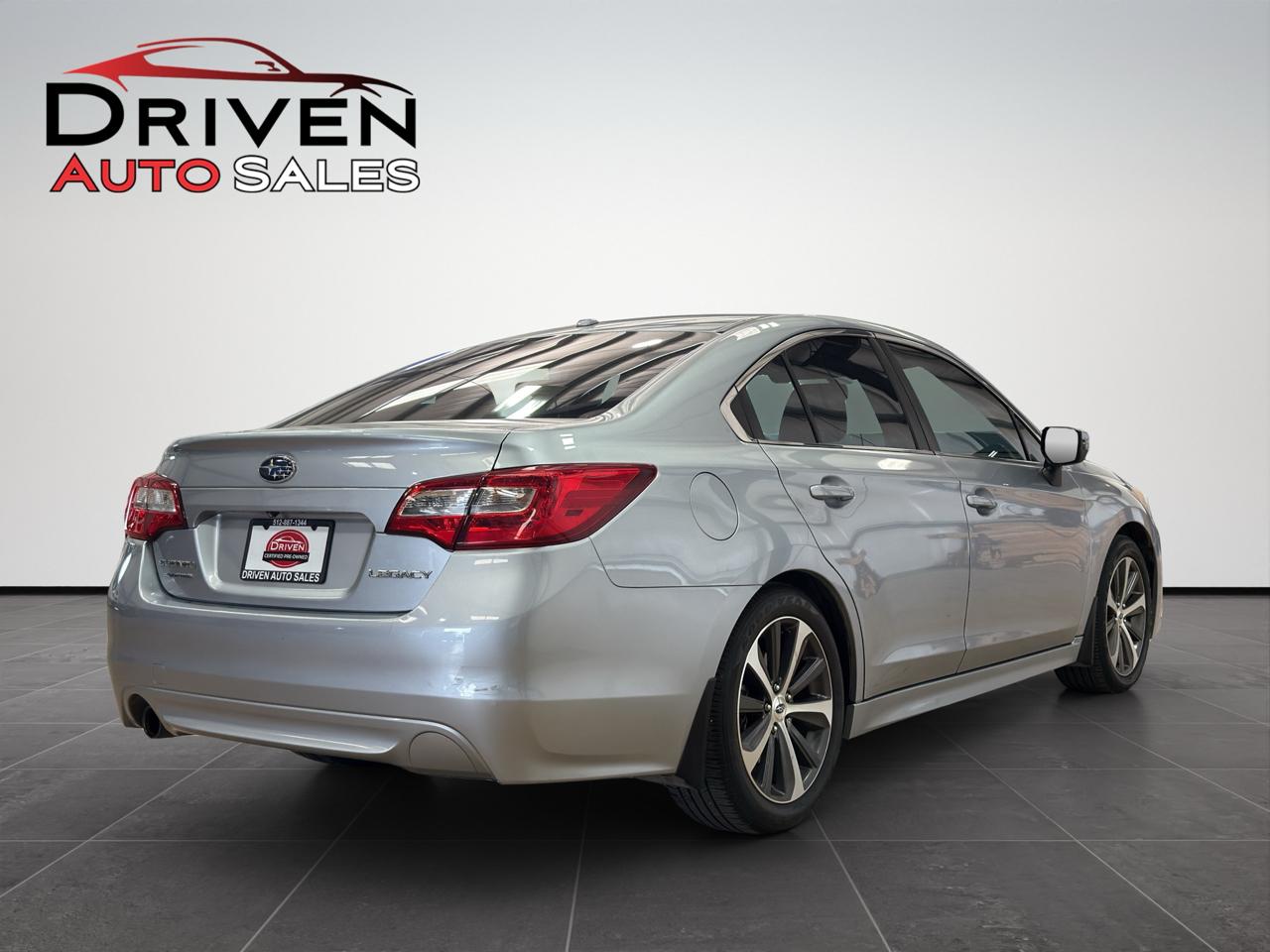 Subaru Legacy 4dr Sdn 2.5i Limited 2015