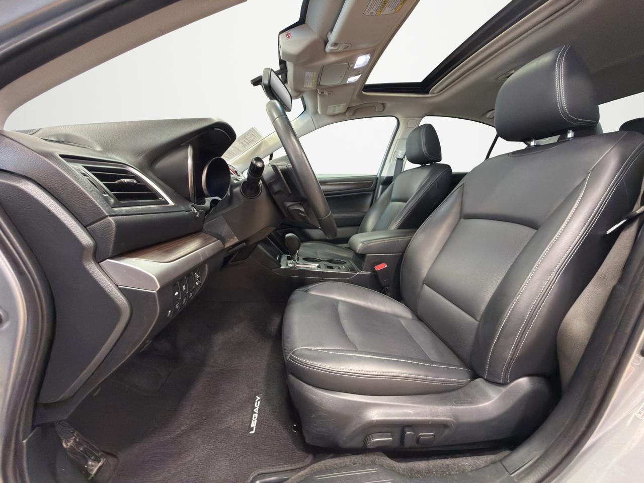 Subaru Legacy 4dr Sdn 2.5i Limited 2015