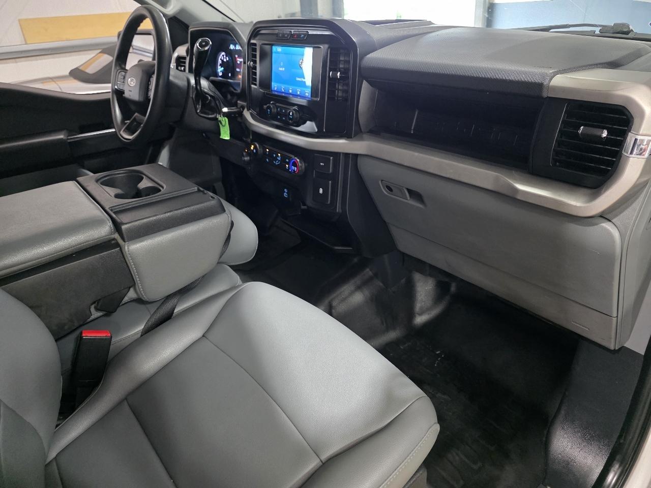 Ford F-150 XL SuperCab Short Bed 2WD 2022