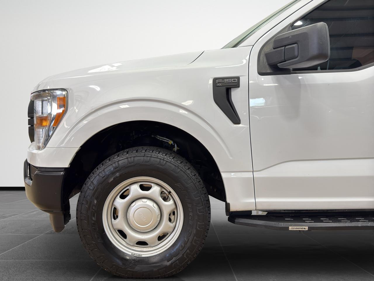 Ford F-150 XL SuperCab Short Bed 4WD 2022