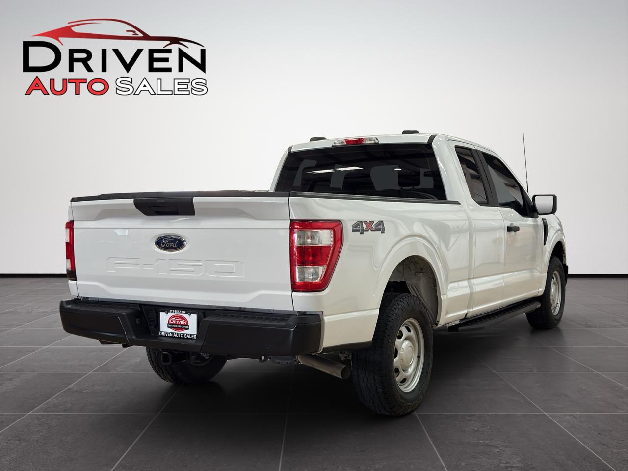 Ford F-150 XL SuperCab Short Bed 4WD 2022
