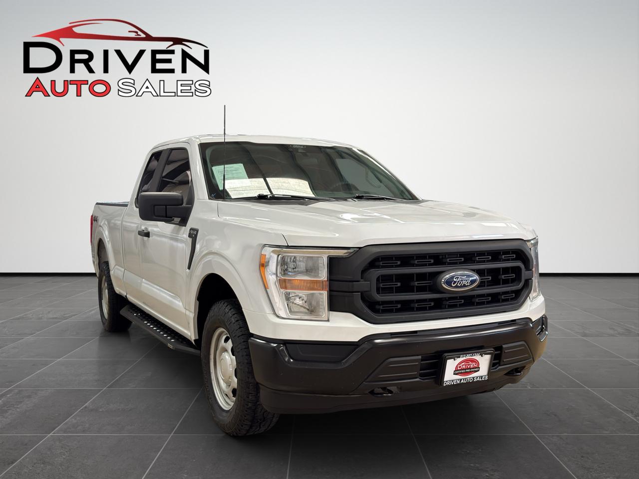 Ford F-150 XL SuperCab Short Bed 4WD 2022
