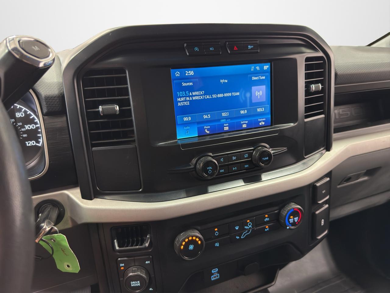 Ford F-150 XL SuperCab Short Bed 4WD 2022