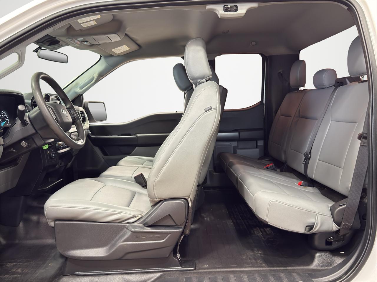 Ford F-150 XL SuperCab Short Bed 4WD 2022