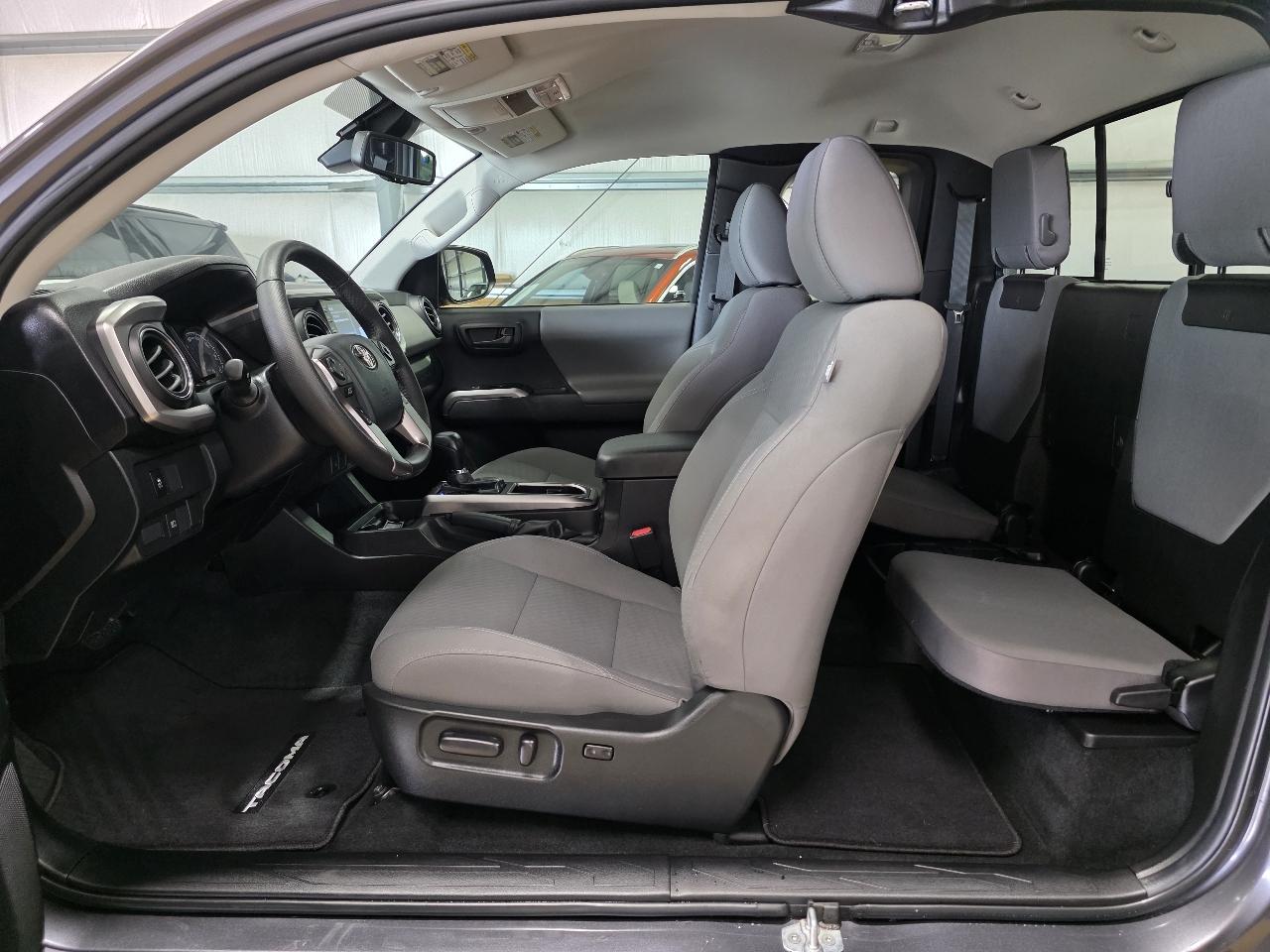 Toyota Tacoma 4WD SR5 Access Cab 6' Bed V6 AT (Natl) 2023