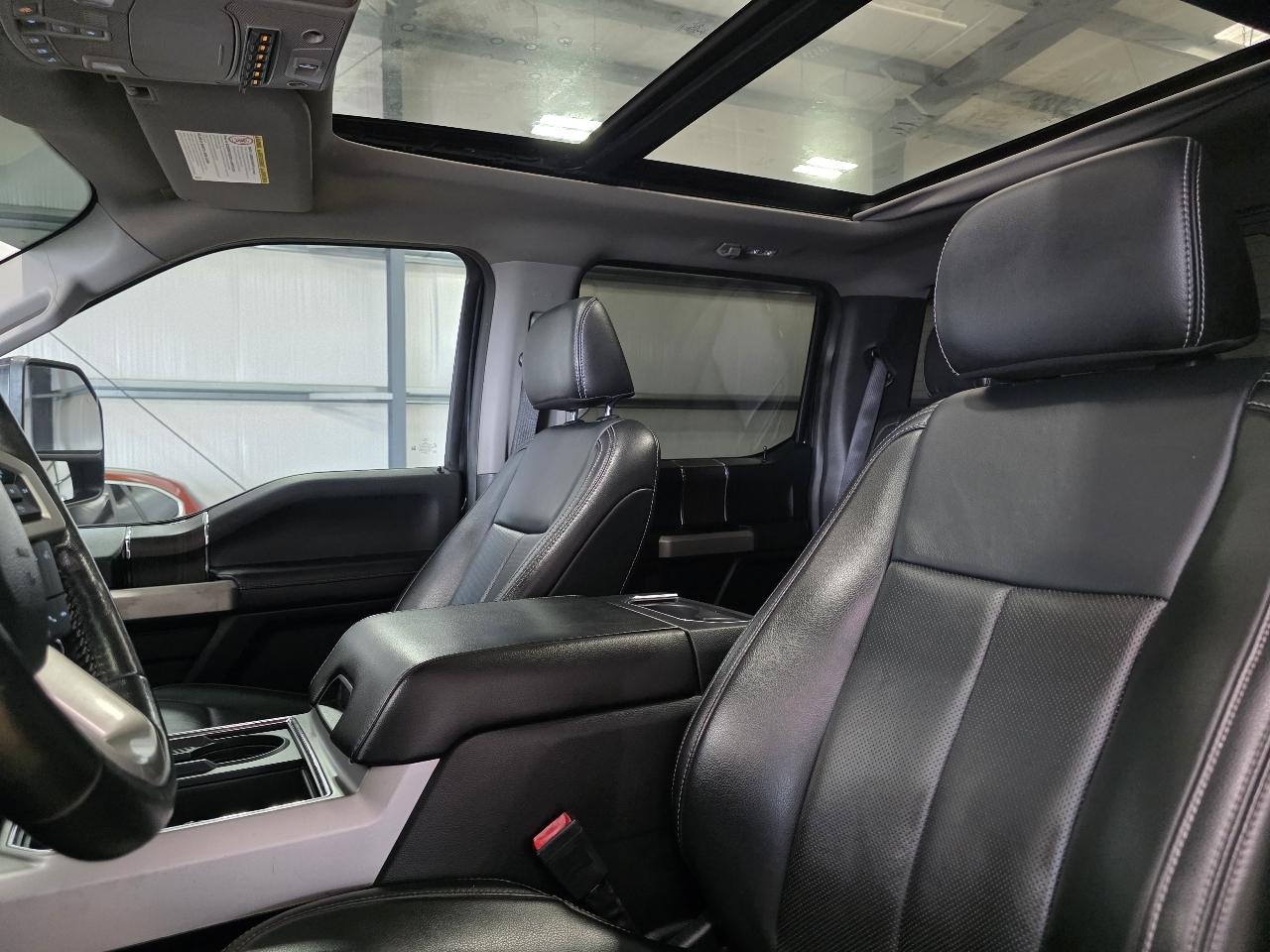 Ford Super Duty F-250 SRW Lariat 4WD Crew Cab 6.75' Box 2021