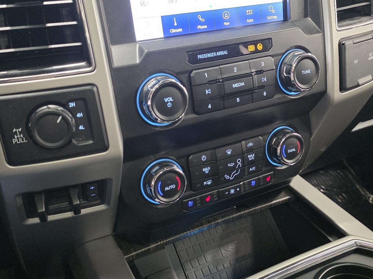 Ford Super Duty F-250 SRW Lariat 4WD Crew Cab 6.75' Box 2021