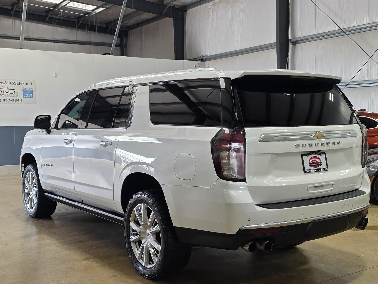 Chevrolet Suburban 4WD 4dr High Country 2021