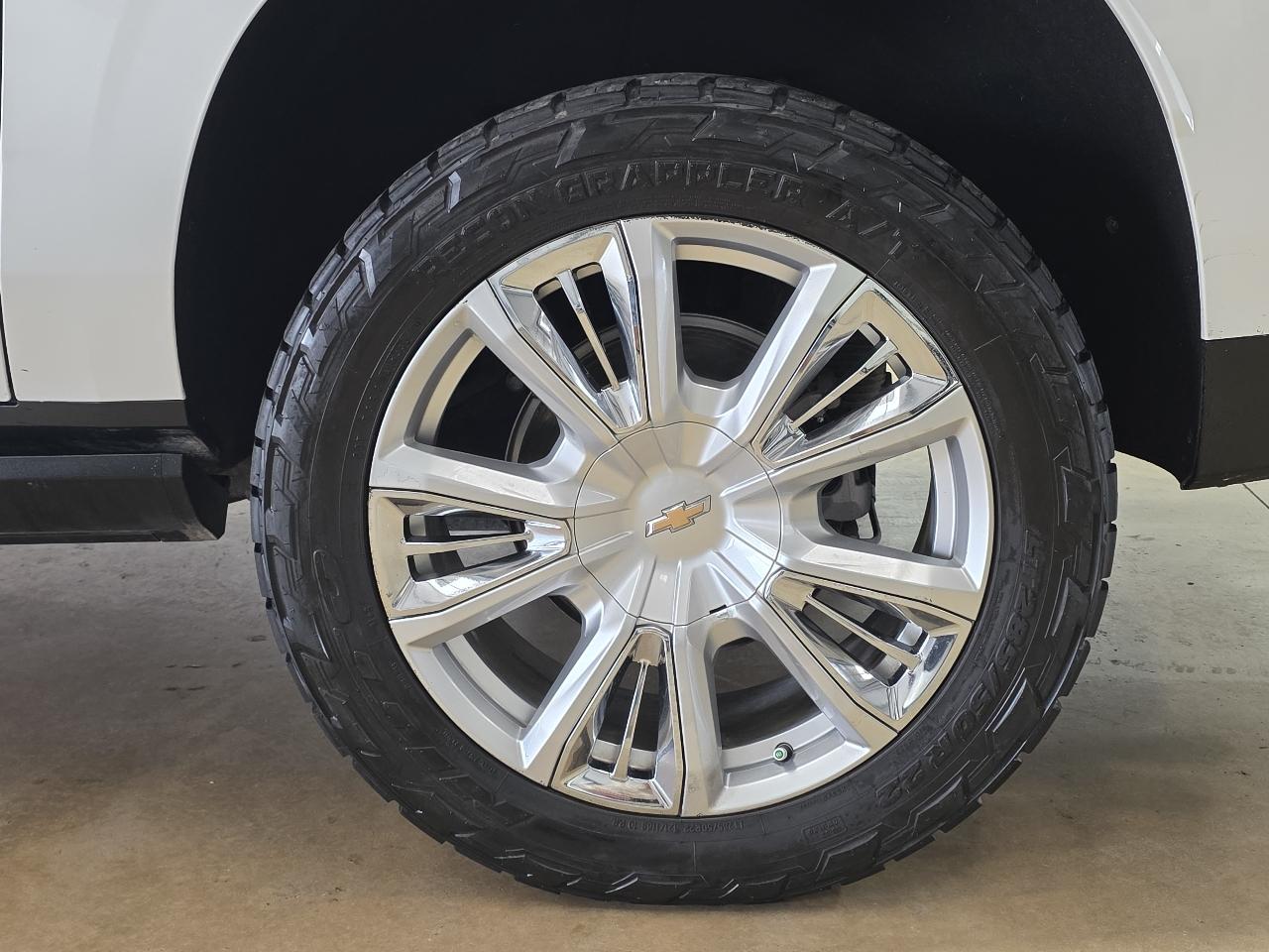 Chevrolet Suburban 4WD 4dr High Country 2021