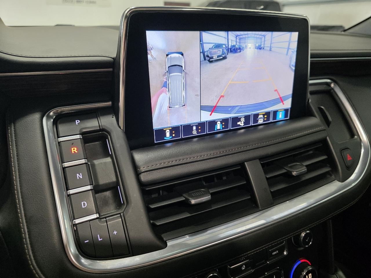 Chevrolet Suburban 4WD 4dr High Country 2021