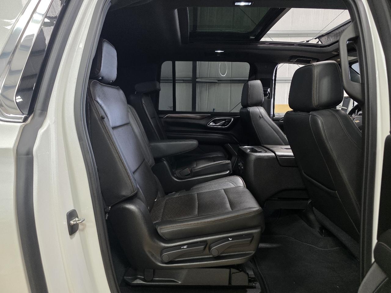 Chevrolet Suburban 4WD 4dr High Country 2021