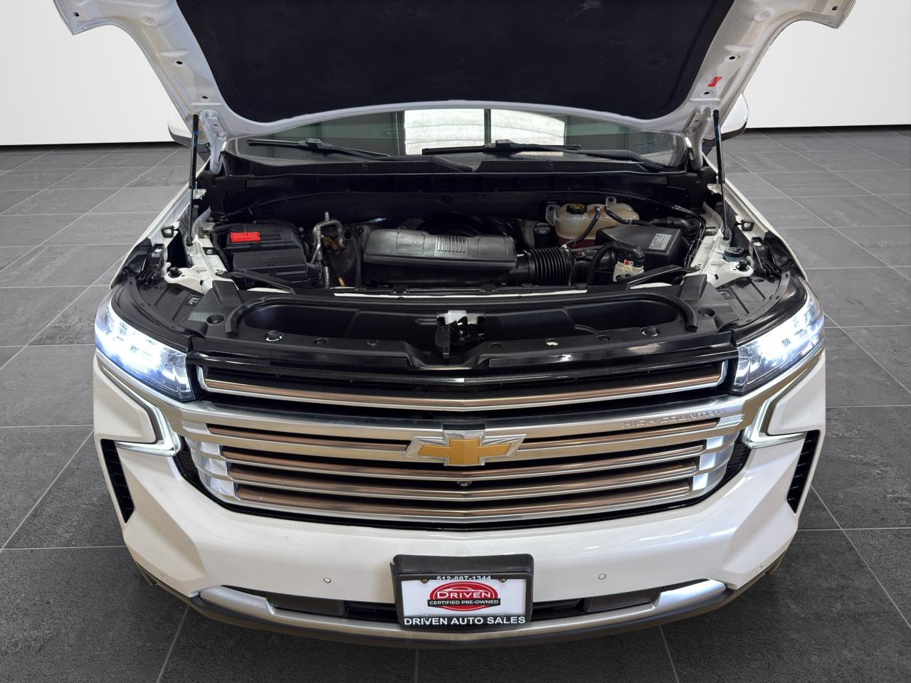 Chevrolet Suburban 4WD 4dr High Country 2021