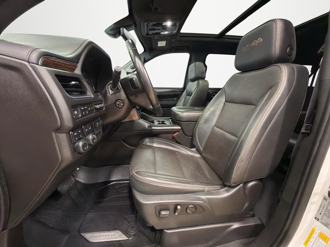Chevrolet Suburban 4WD 4dr High Country 2021