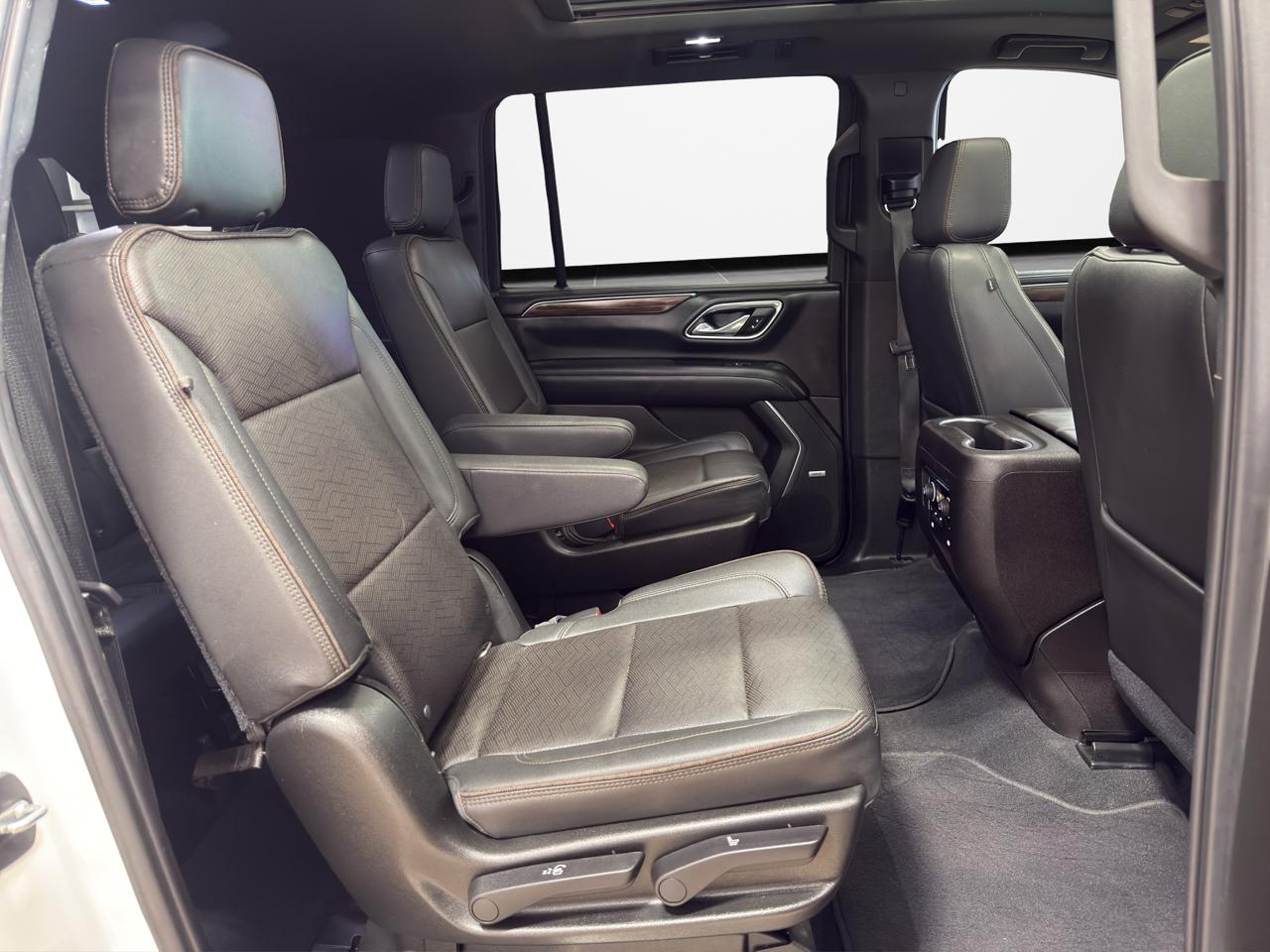 Chevrolet Suburban 4WD 4dr High Country 2021