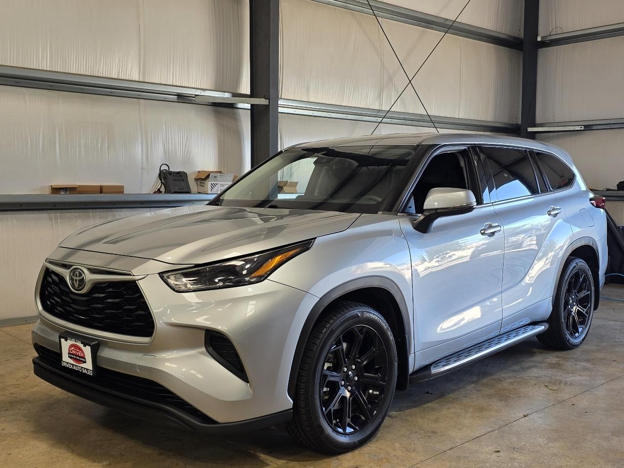 Toyota Highlander L FWD (Natl) 2022