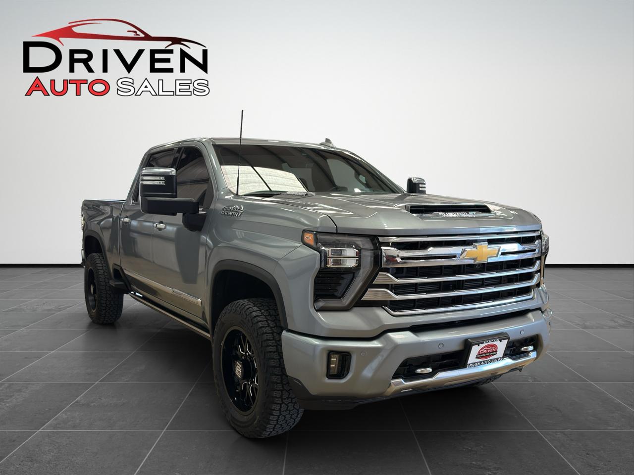 Chevrolet Silverado 2500HD 4WD Crew Cab 159" High Country 2024