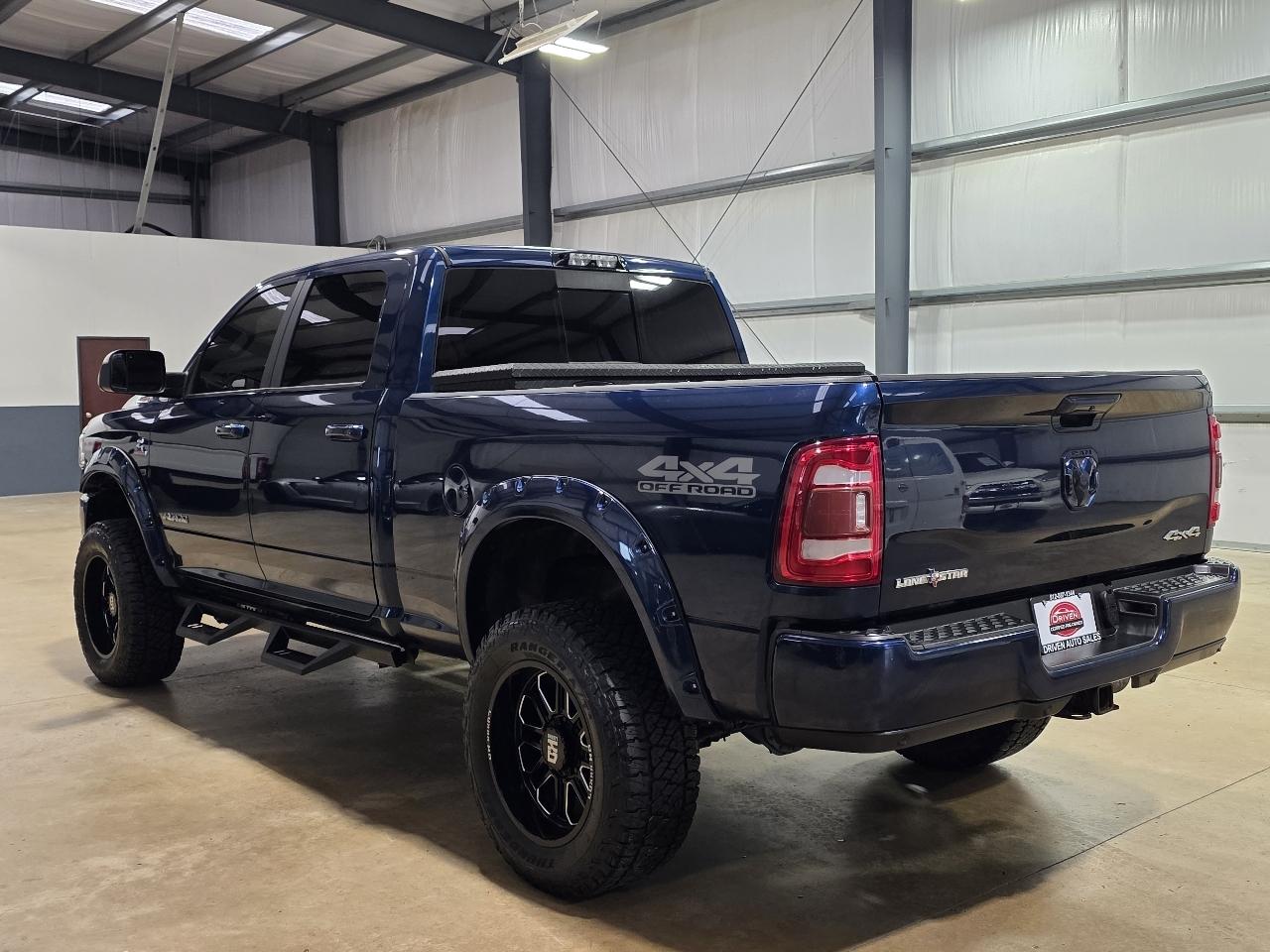 RAM 2500 Lone Star 4x4 Crew Cab 6'4" Box 2020