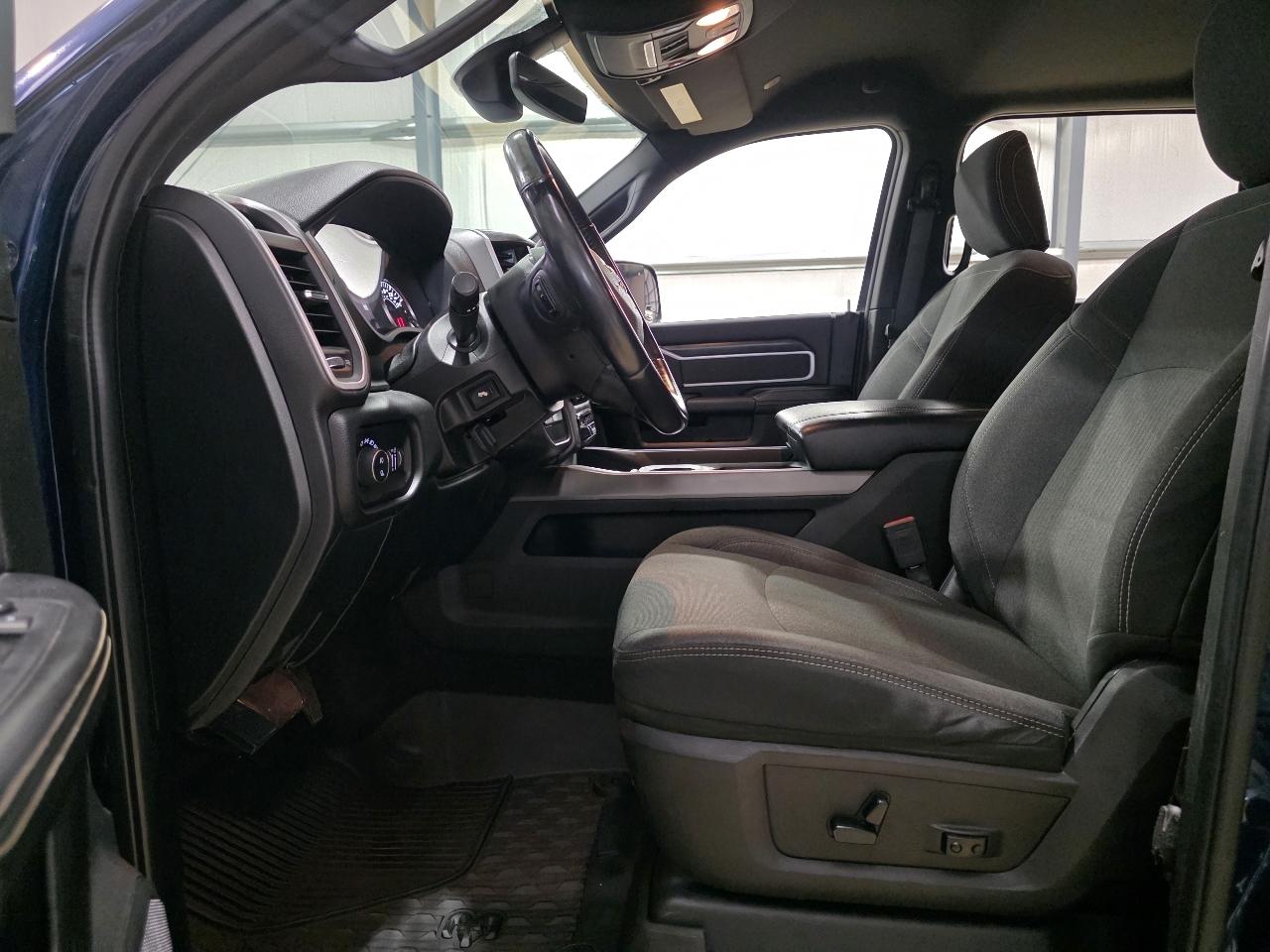 RAM 2500 Lone Star 4x4 Crew Cab 6'4" Box 2020