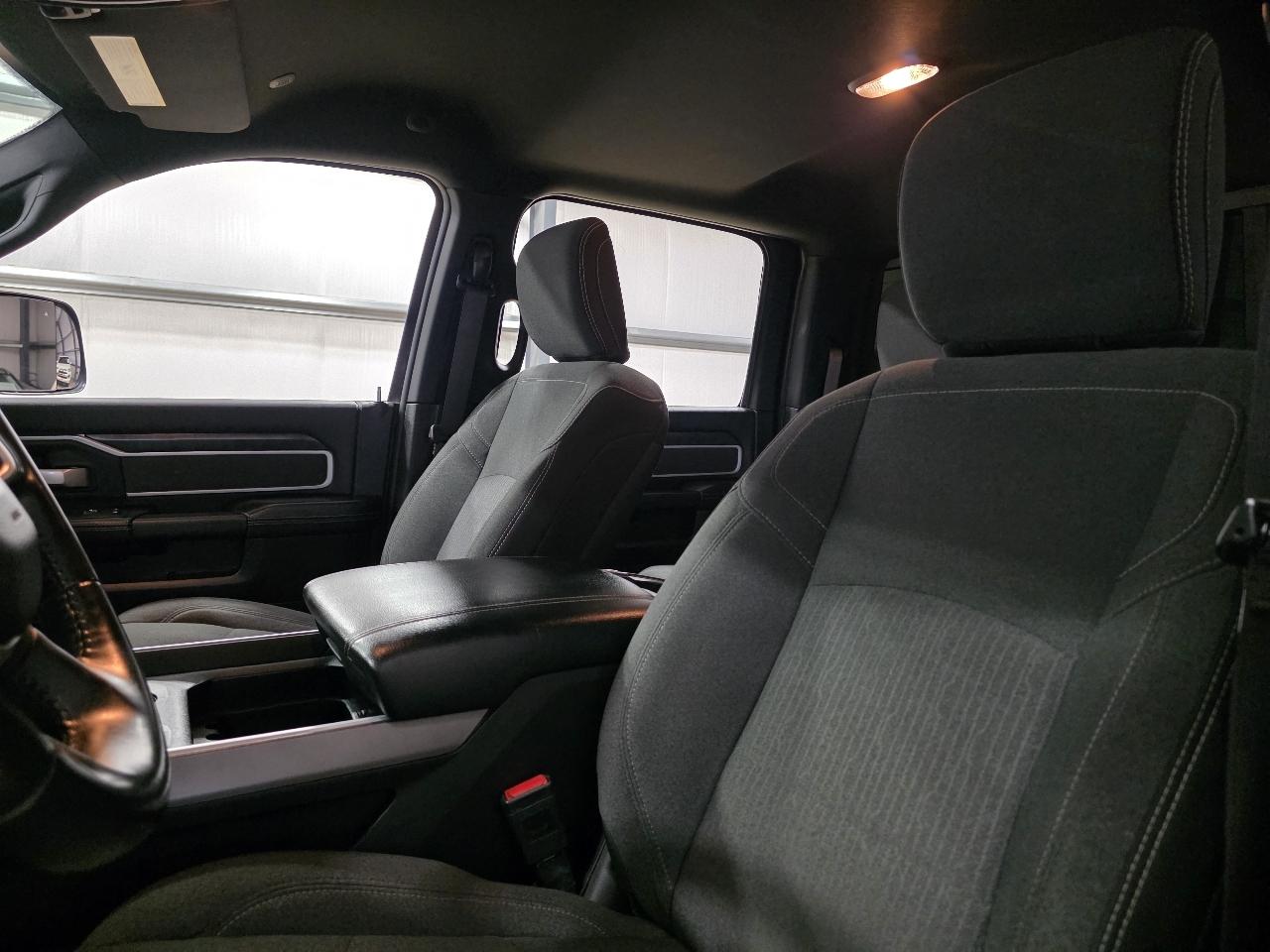 RAM 2500 Lone Star 4x4 Crew Cab 6'4" Box 2020