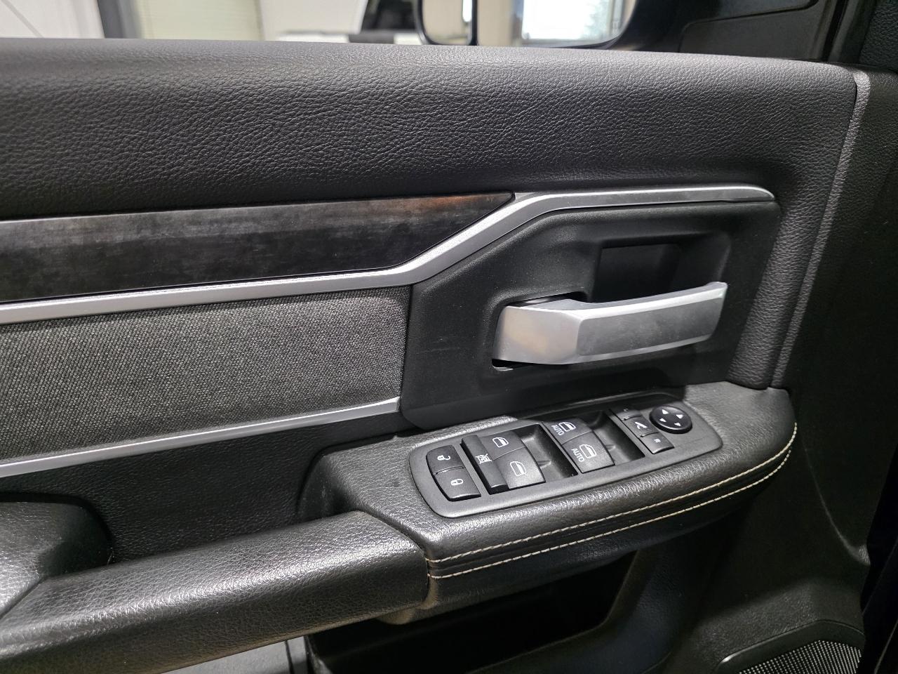 RAM 2500 Lone Star 4x4 Crew Cab 6'4" Box 2020