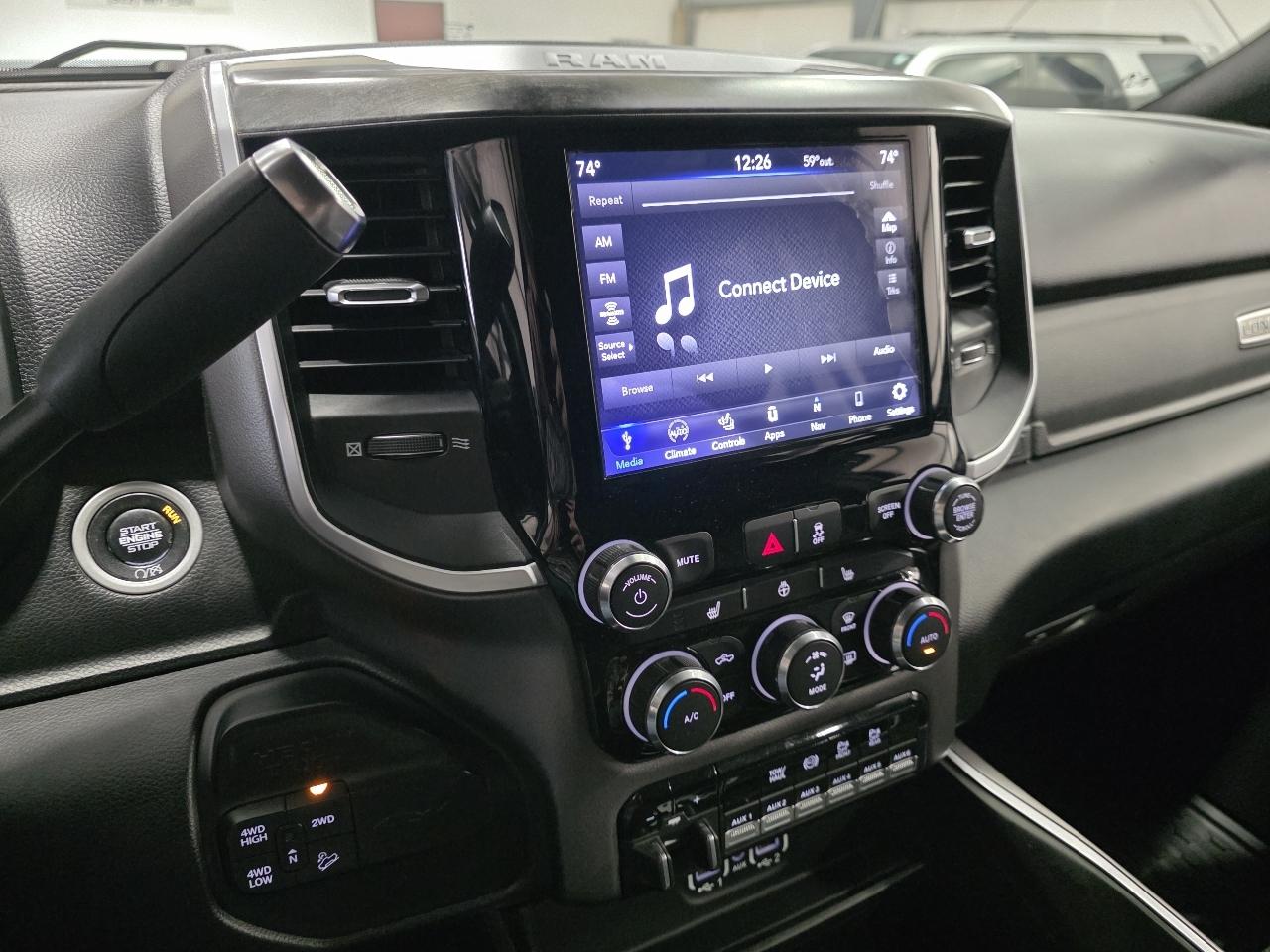 RAM 2500 Lone Star 4x4 Crew Cab 6'4" Box 2020
